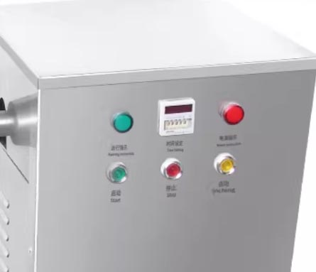 V���p�ۻ�ϙC V-shaped double-arm mixer